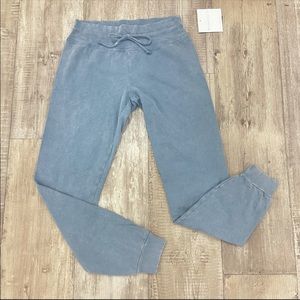 NWT Beyond Yoga Distressed Jogger